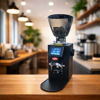 Trieste Penggiling Kopi Elektrik Coffee Grinder LCD 350W 500g - K-64FJ
