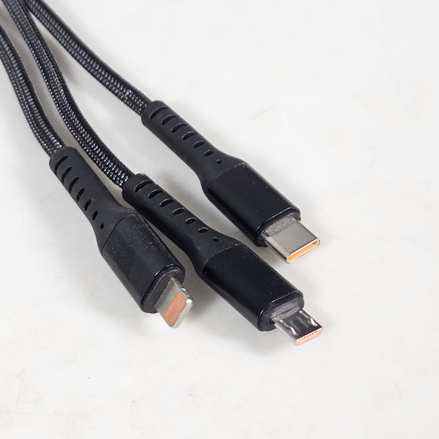 TKEY Kabel Charger Data 3in1 USB Type C Micro Lightning 66W 1.2M - T66 Gambar produk TKEY Kabel Charger Data 3in1 USB Type C Micro Lightning 66W 1.2M - T66 - 2