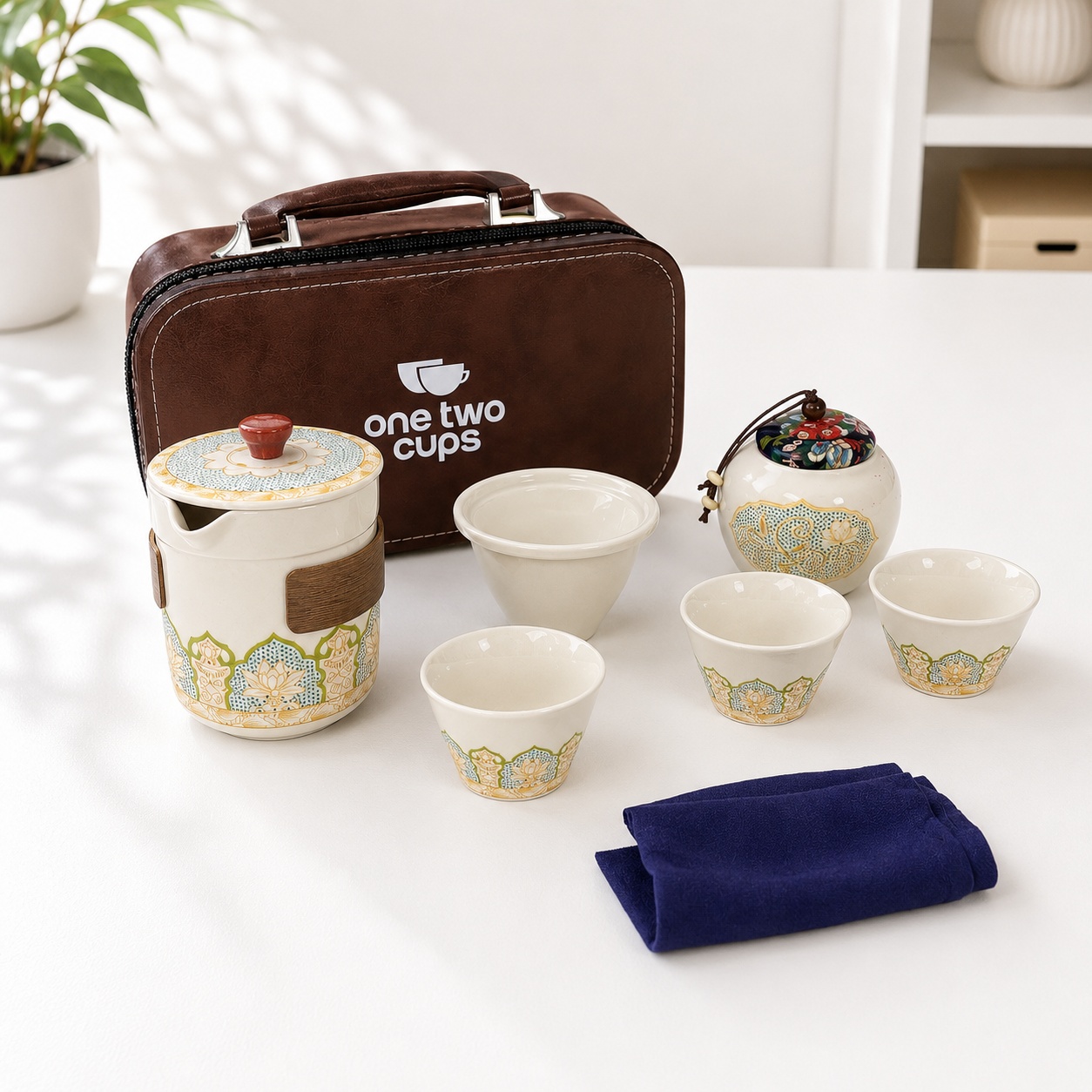 One Two Cups Set Teko Gelas Keramik Kopi Teh 3 Cangkir 1 Teko Toples - S520 (OBRAL/DEFECT) Gambar produk One Two Cups Set Teko Gelas Keramik Kopi Teh 3 Cangkir 1 Teko Toples - S520 (OBRAL/DEFECT) - 3