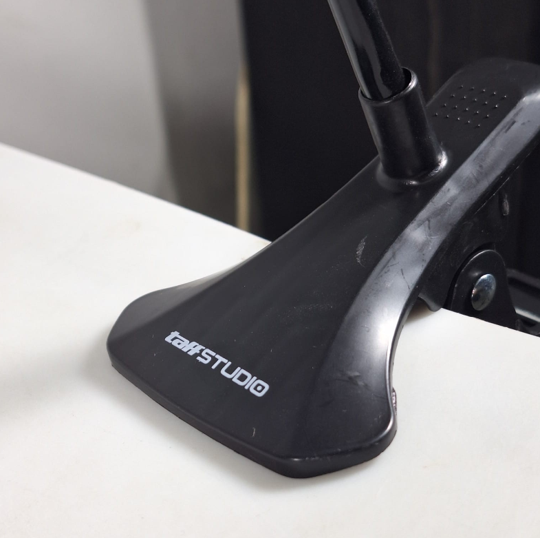 TaffSTUDIO Lazypod Stand Holder Clamp Universal HP Tablet Monopod 57cm - Tripod-8-1 Gambar produk TaffSTUDIO Lazypod Stand Holder Clamp Universal HP Tablet Monopod 57cm - Tripod-8-1 - 2