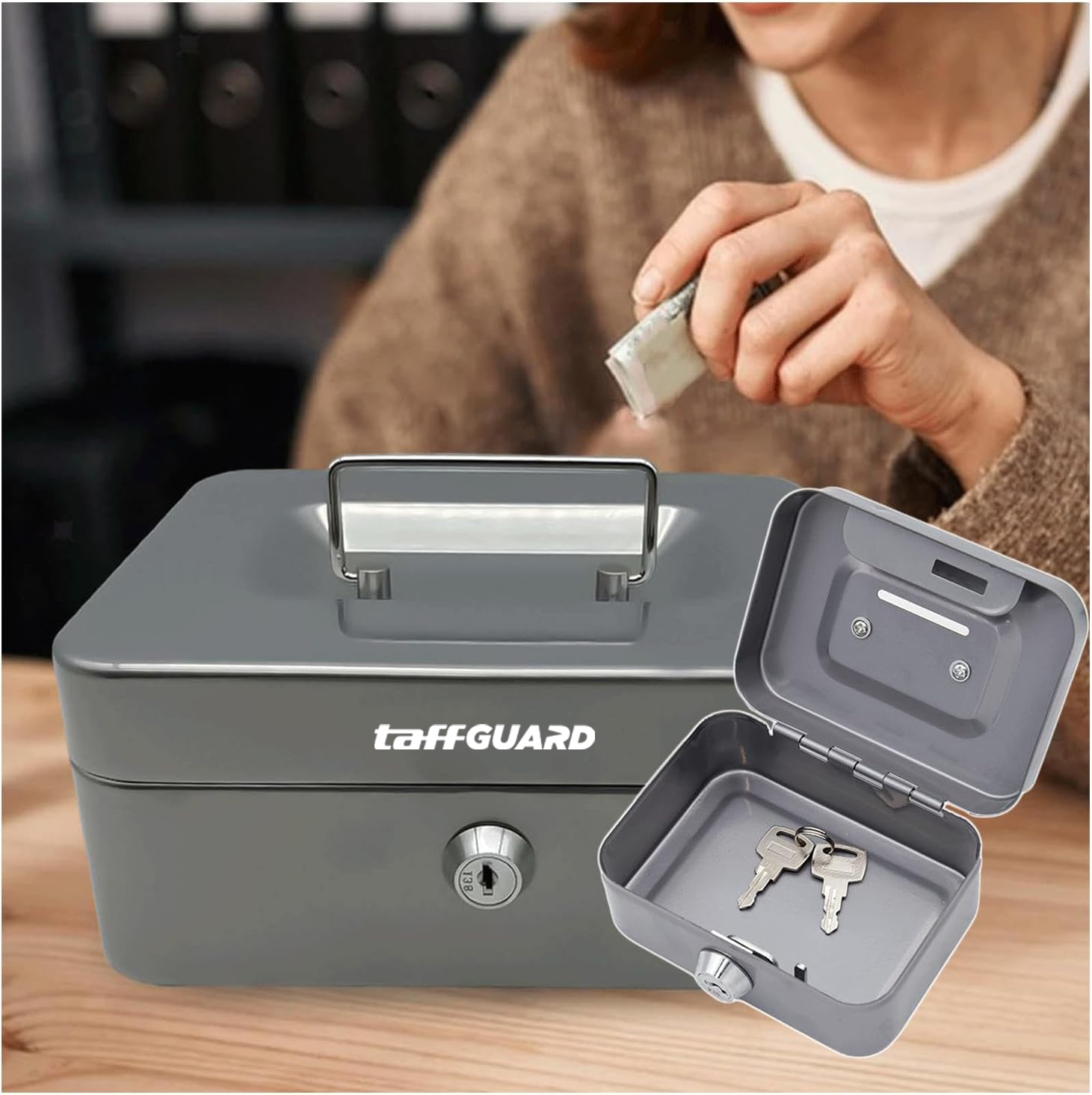TaffGUARD Kotak Brankas Celengan Uang Safebox Key Lock 11.5x8.5x5cm - HC-11A Gambar produk TaffGUARD Kotak Brankas Celengan Uang Safebox Key Lock 11.5x8.5x5cm - HC-11A - 2