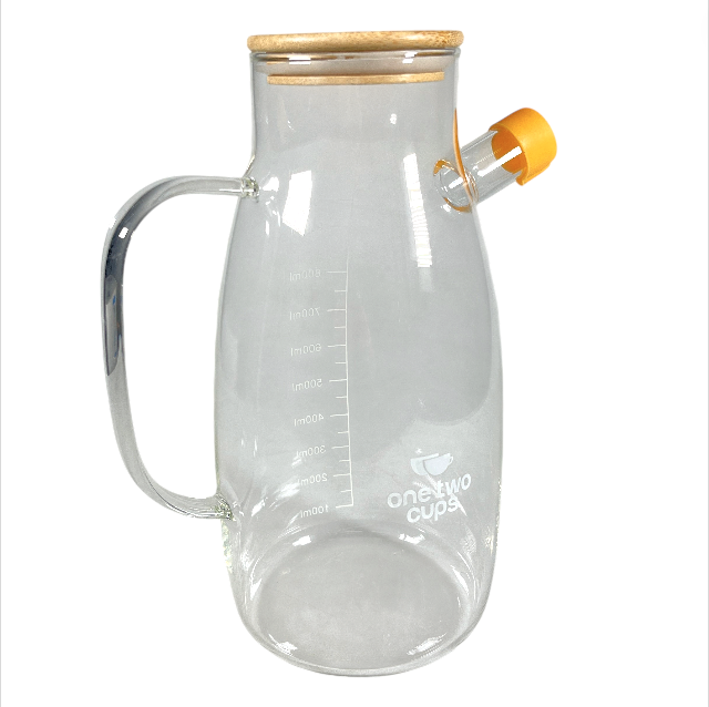 One Two Cups Teko Wadah Minyak Kaca Borosilikat Heat Resist Leakproof 1L - FM-1PL Gambar produk One Two Cups Teko Wadah Minyak Kaca Borosilikat Heat Resist Leakproof 1L - FM-1PL - 1