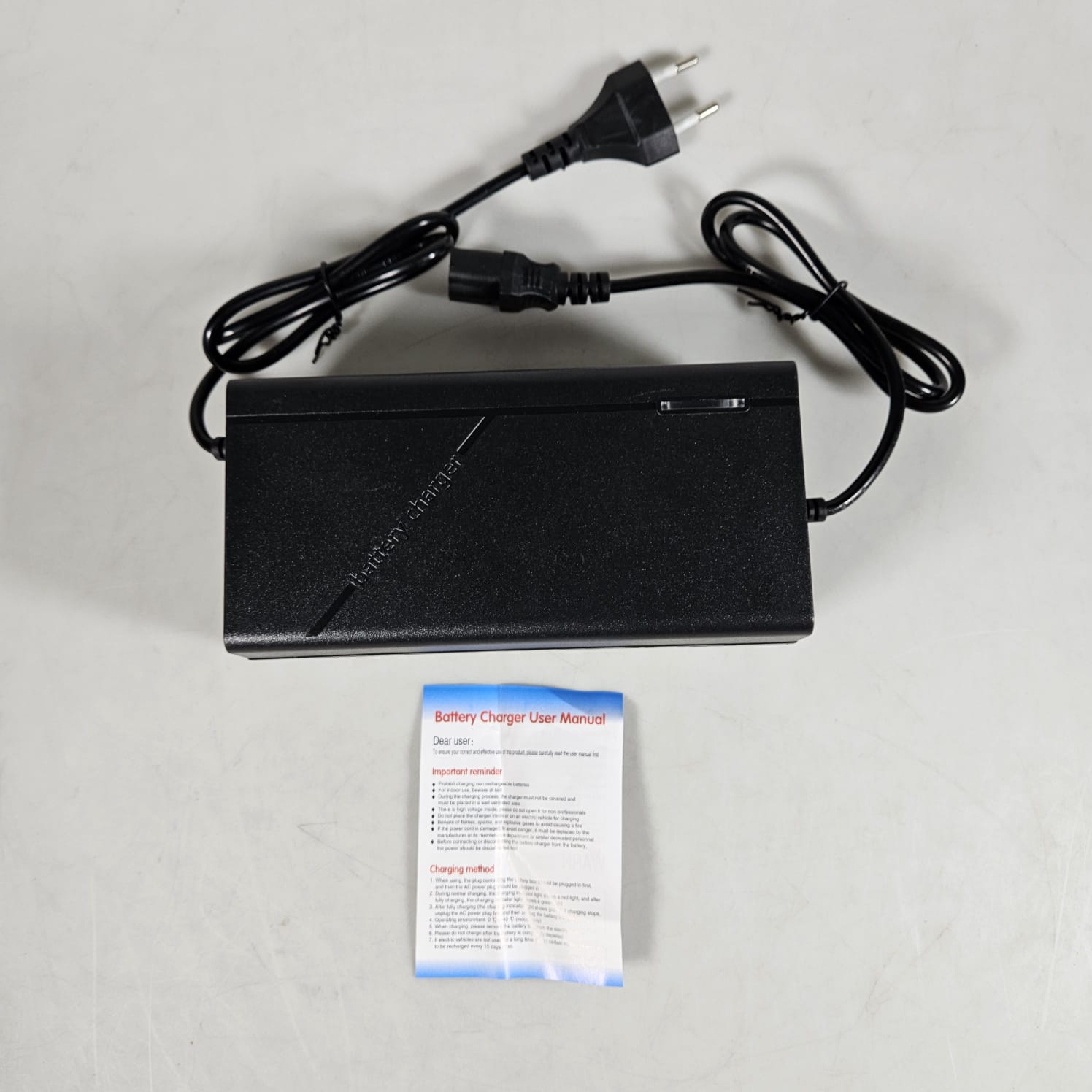 Gambar produk OTOHEROES Adaptor Charger Baterai Skuter IEC C13 Sepeda Listrik 48-59V - 48V20AH - 6
