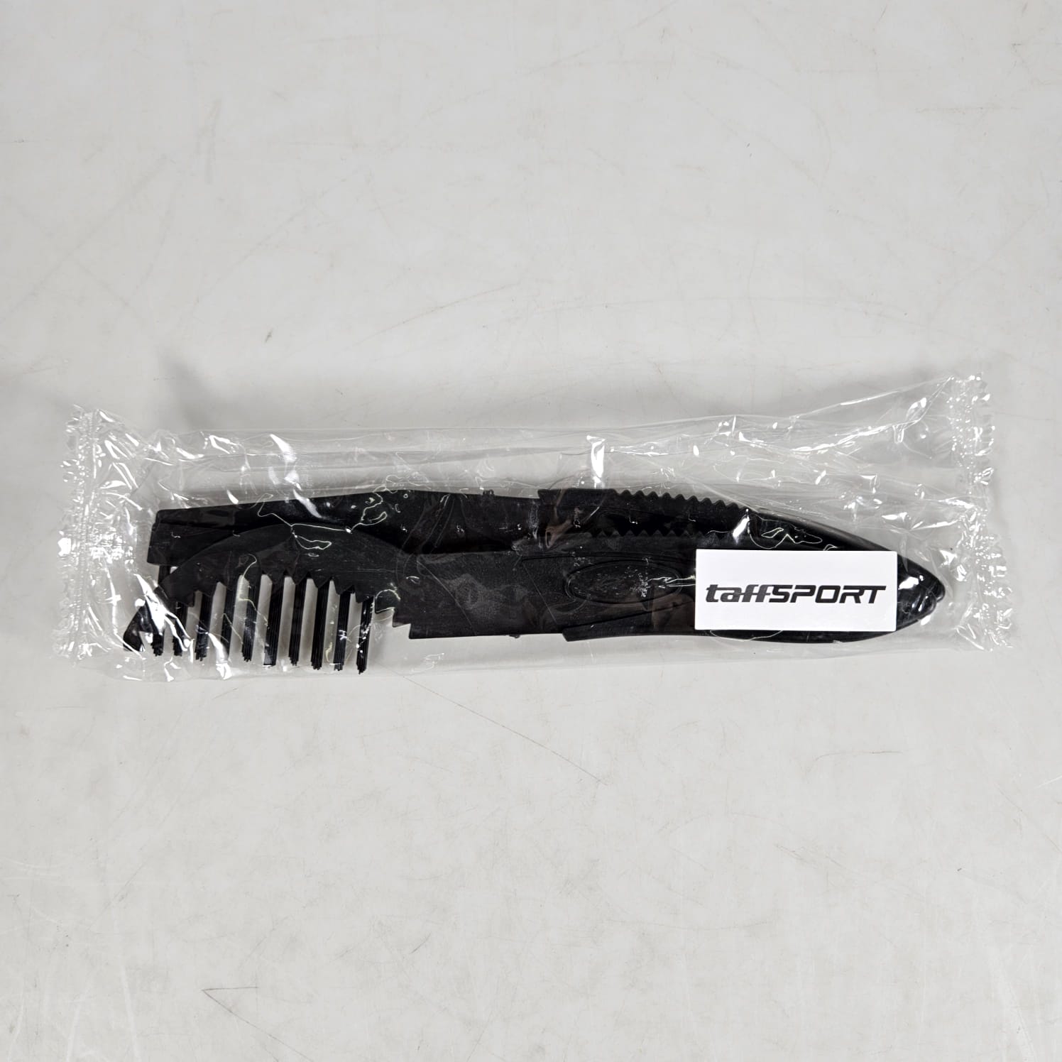 TaffSPORT Sikat Pembersih Rantai Sepeda Bicycle Chain Cleaning Brush - YQ012 Gambar produk TaffSPORT Sikat Pembersih Rantai Sepeda Bicycle Chain Cleaning Brush - YQ012 - Kemasan