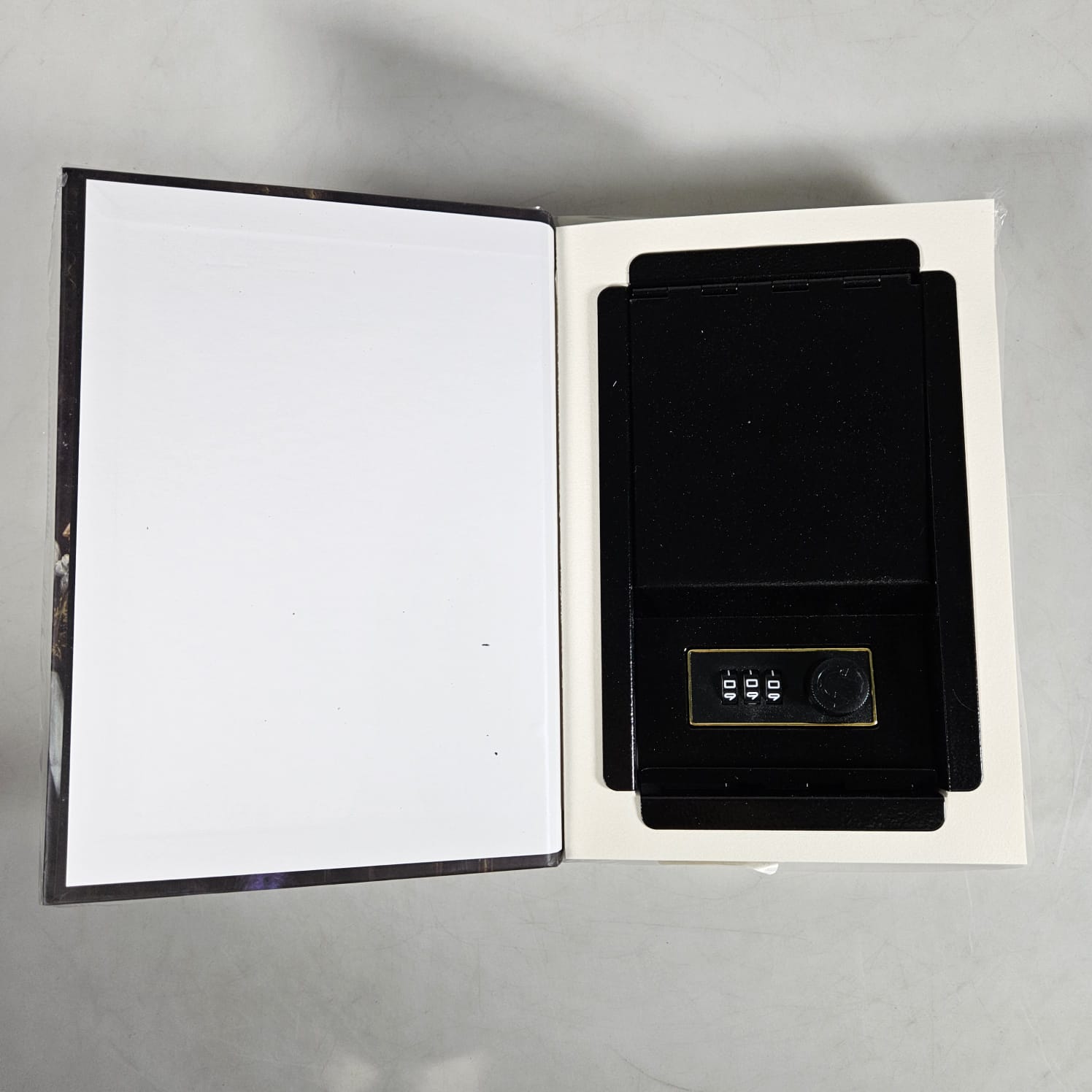 ELESABOX Brankas Buku Kamus Password Anti Maling Hidden Safe Box Pride and Prejudice - KB-22P Gambar produk ELESABOX Brankas Buku Kamus Password Anti Maling Hidden Safe Box Pride and Prejudice - KB-22P - 1