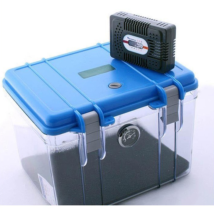 WONDERFUL Dry Box Kamera Kotak Kering Size S with Dehumidifier - DB-2820 Gambar produk WONDERFUL Dry Box Kamera Kotak Kering Size S with Dehumidifier - DB-2820 - 4