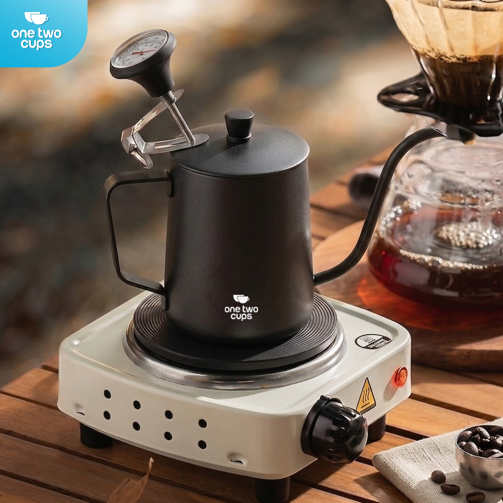 One Two Cups Teko Kopi Leher Angsa Gooseneck Pour Over Drip Kettle 600ml - HS-52 Gambar produk One Two Cups Teko Kopi Leher Angsa Gooseneck Pour Over Drip Kettle 600ml - HS-52 - 3
