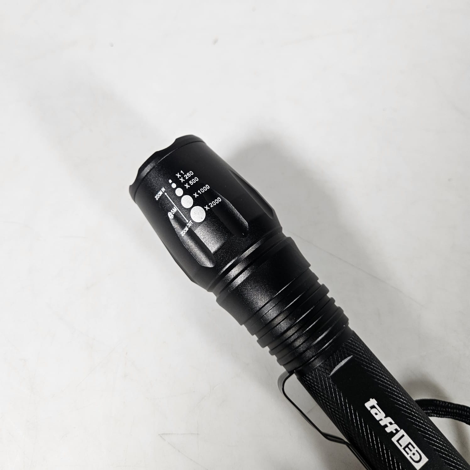 TaffLED Senter LED Flashlight Cree XML-T6 3800 Lumens - E27 Gambar produk TaffLED Senter LED Flashlight Cree XML-T6 3800 Lumens - E27 - 2