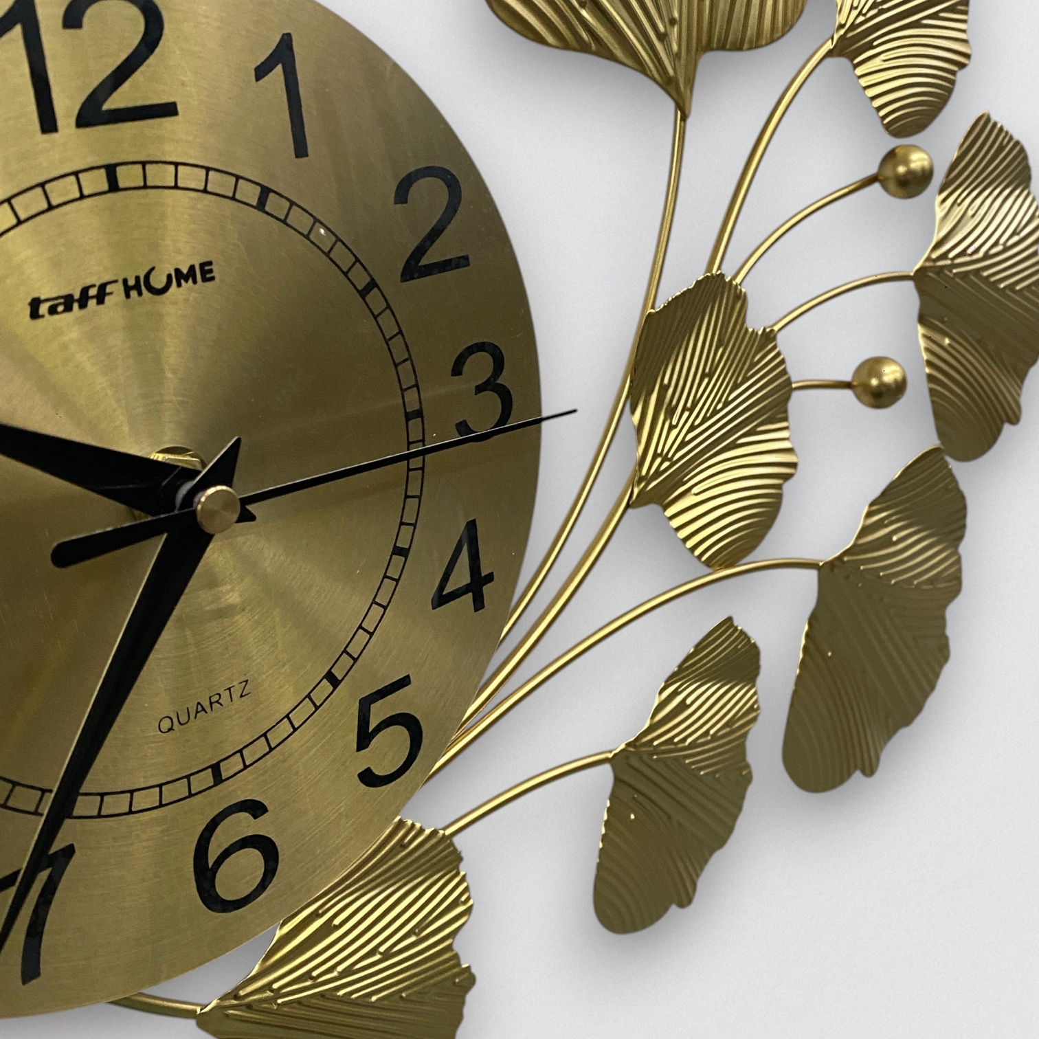 TaffHOME Jam Dinding Quartz Clock Iron Luxury Peacock 61cm - K26005 Gambar produk TaffHOME Jam Dinding Quartz Clock Iron Luxury Peacock 61cm - K26005 - 2