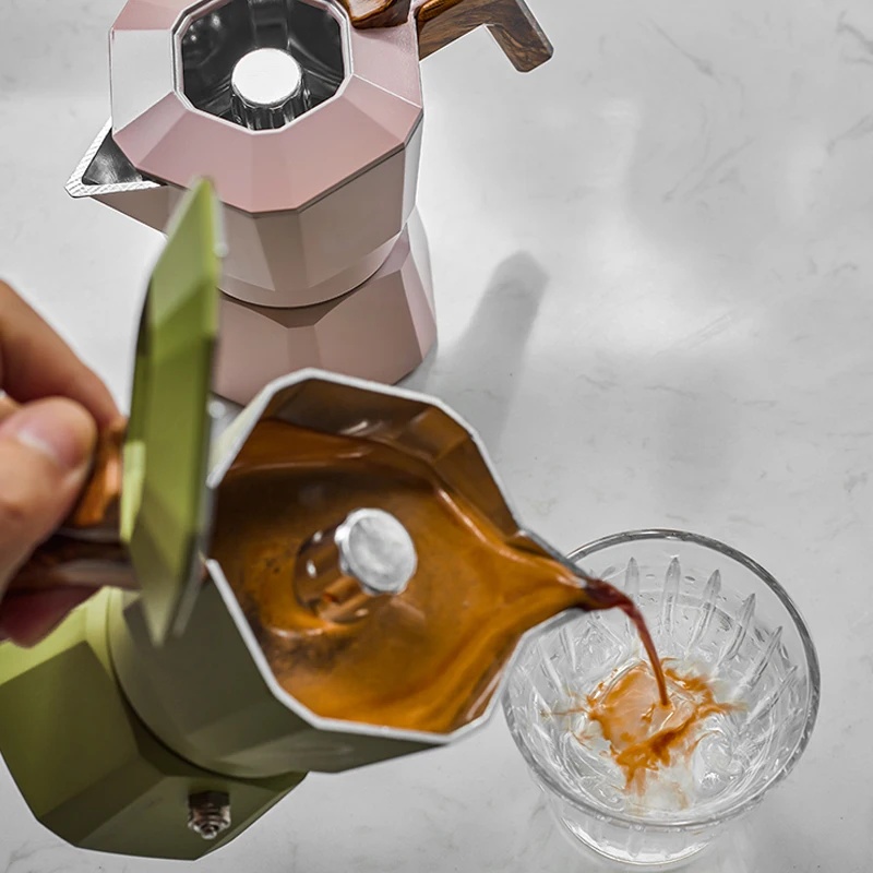 One Two Cups Moka Pot Teko Kopi Espresso Coffee Maker 2 Cup 100ml - L35 Gambar produk One Two Cups Moka Pot Teko Kopi Espresso Coffee Maker 2 Cup 100ml - L35 - 7