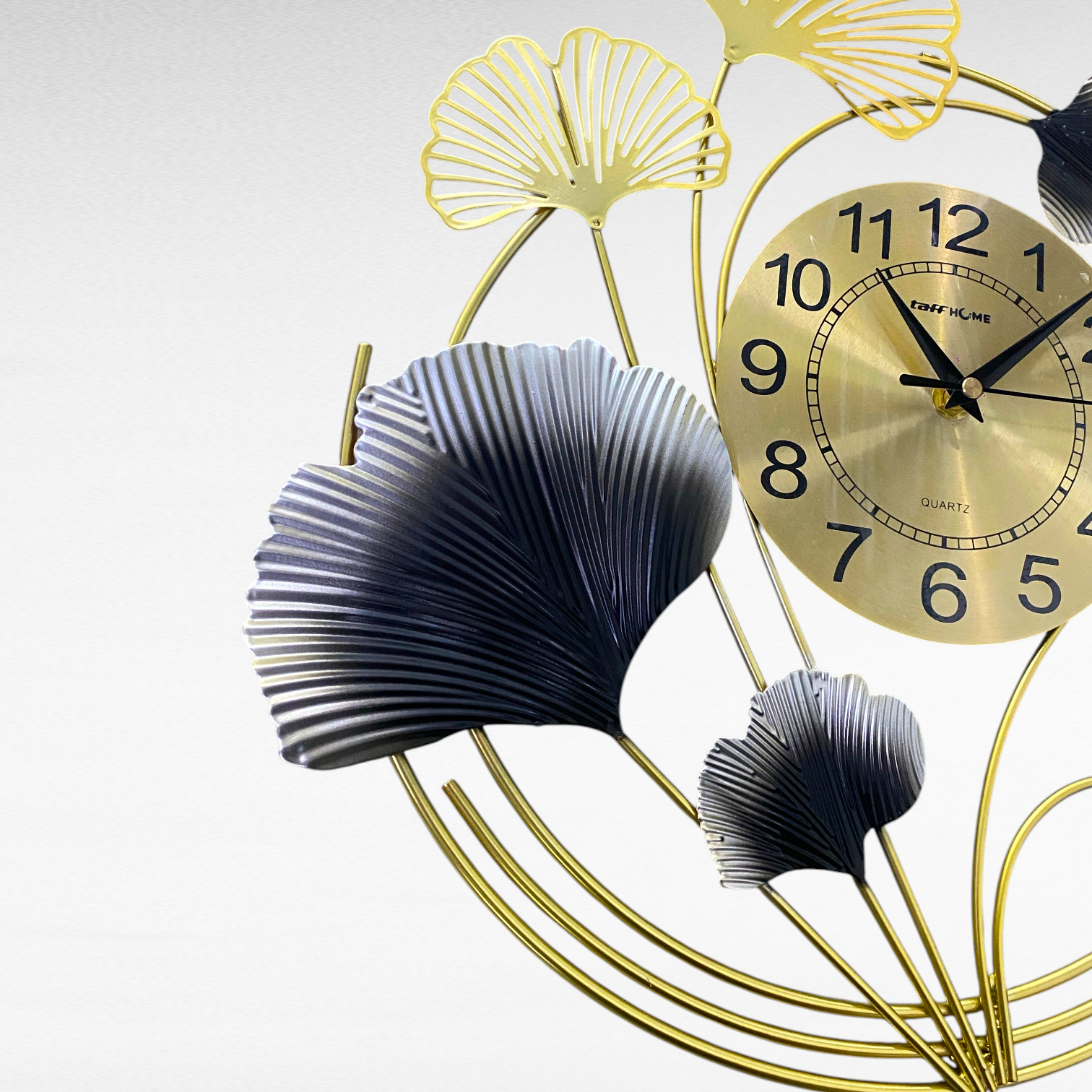 TaffHOME Jam Dinding Besi Elegan Ginkgo Leaf Quartz Movement 44cm - 25009 Gambar produk TaffHOME Jam Dinding Besi Elegan Ginkgo Leaf Quartz Movement 44cm - 25009 - 3