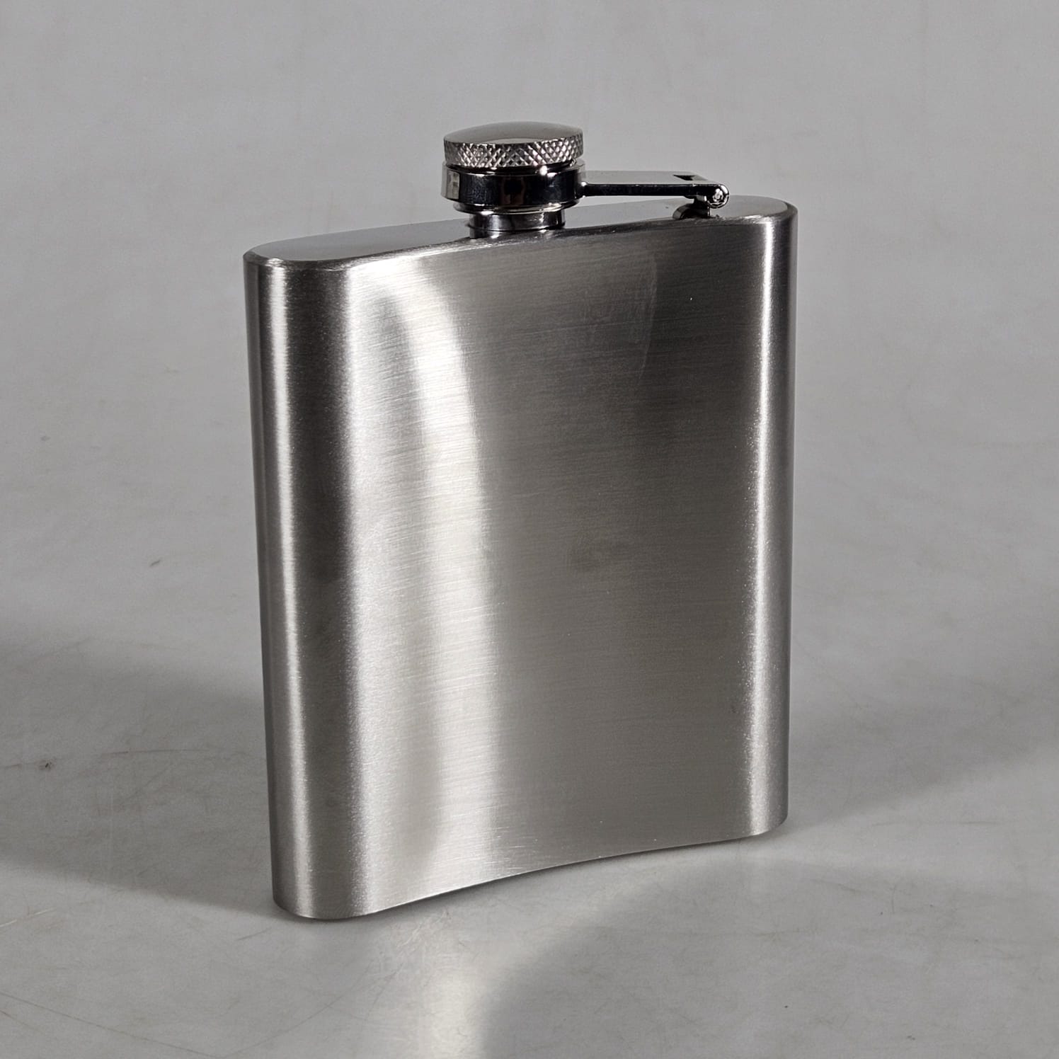 One Two Cups Botol Minum Wine Whiskey Hip Flask 7oz - F0212 Gambar produk One Two Cups Botol Minum Wine Whiskey Hip Flask 7oz - F0212 - 4