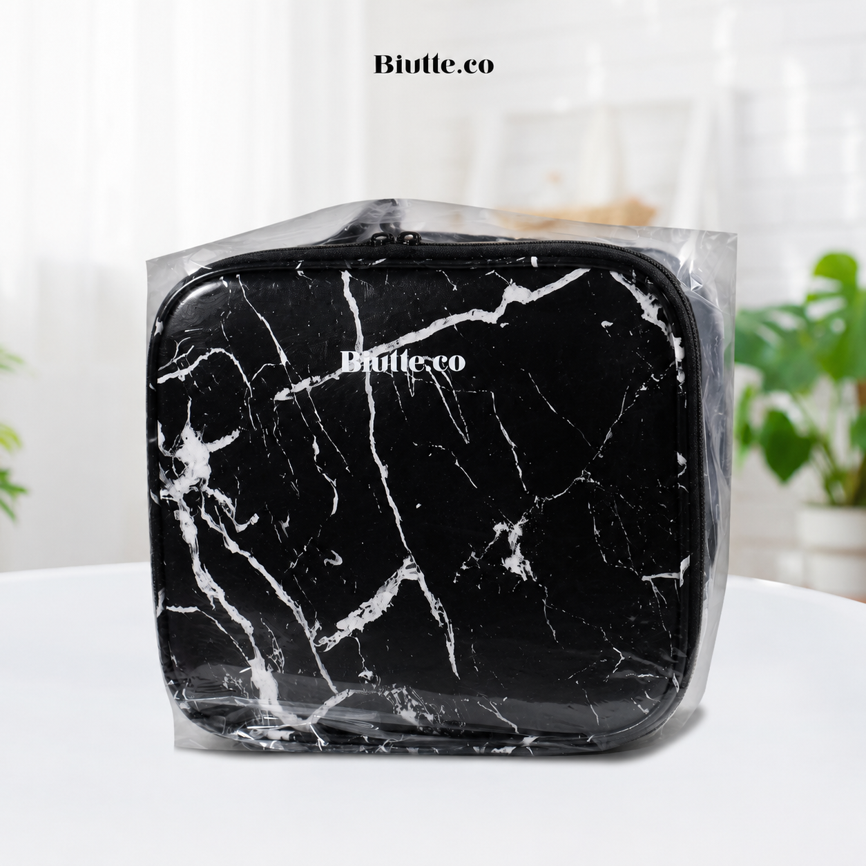 Biutte.co Tas Koper Make Up Travel Cosmetic Big Capacity Waterproof - F119 Gambar produk Biutte.co Tas Koper Make Up Travel Cosmetic Big Capacity Waterproof - F119 - Kemasan