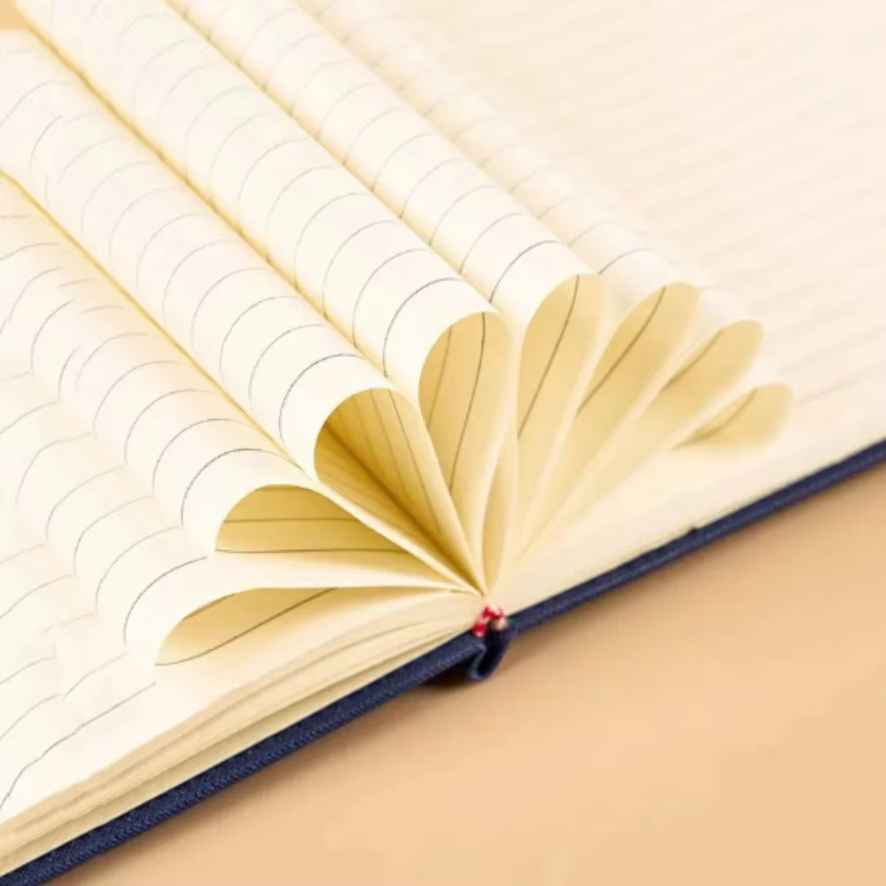 Gambar produk MINK Buku Jurnal Hardcover Cover Kulit A5 with Pen Refill Flashdisk - HC-70 - 4