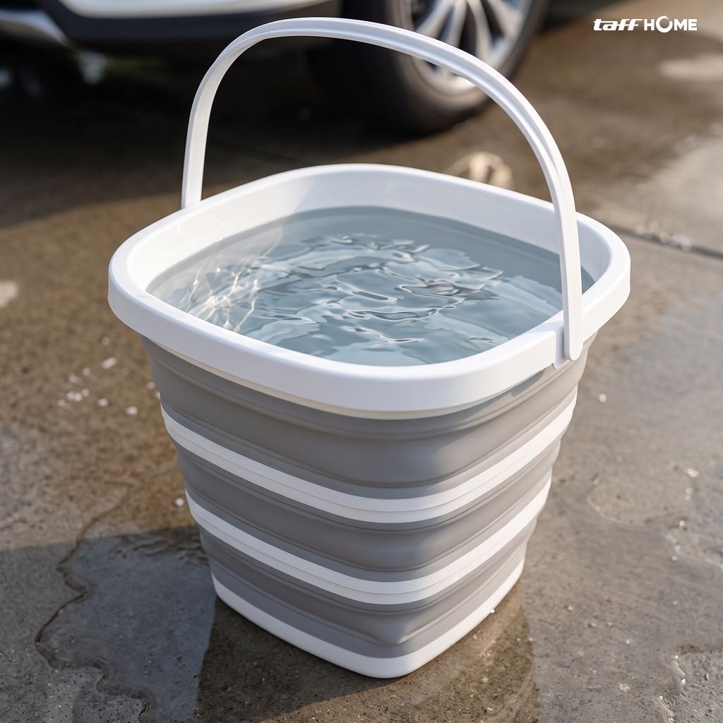 Gambar produk TaffHOME Ember Lipat Water Bucket Foldable Collapsible 10L - ST362 - 5
