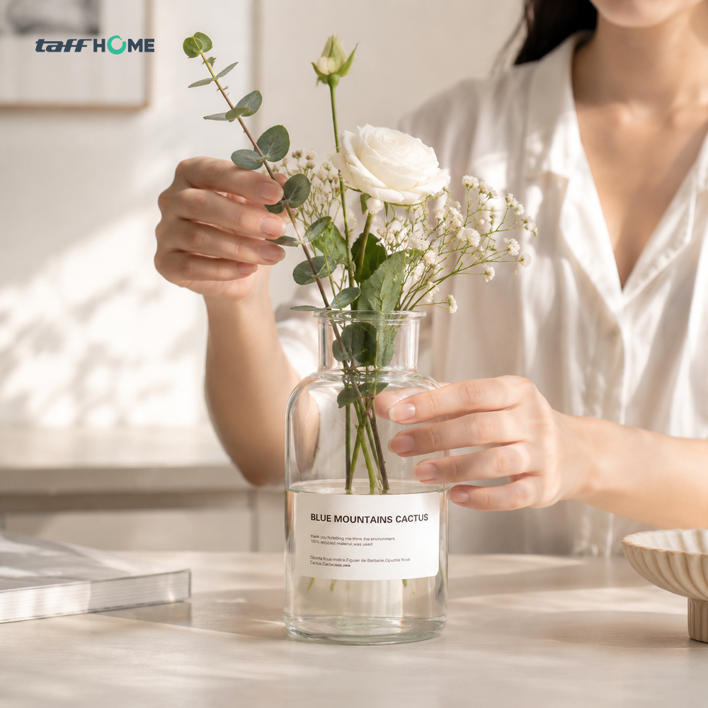 Gambar produk TaffHOME Vas Bunga Botol Kaca Aesthetic Bottle Vase Flower Pot 500ml - EN549 - 1