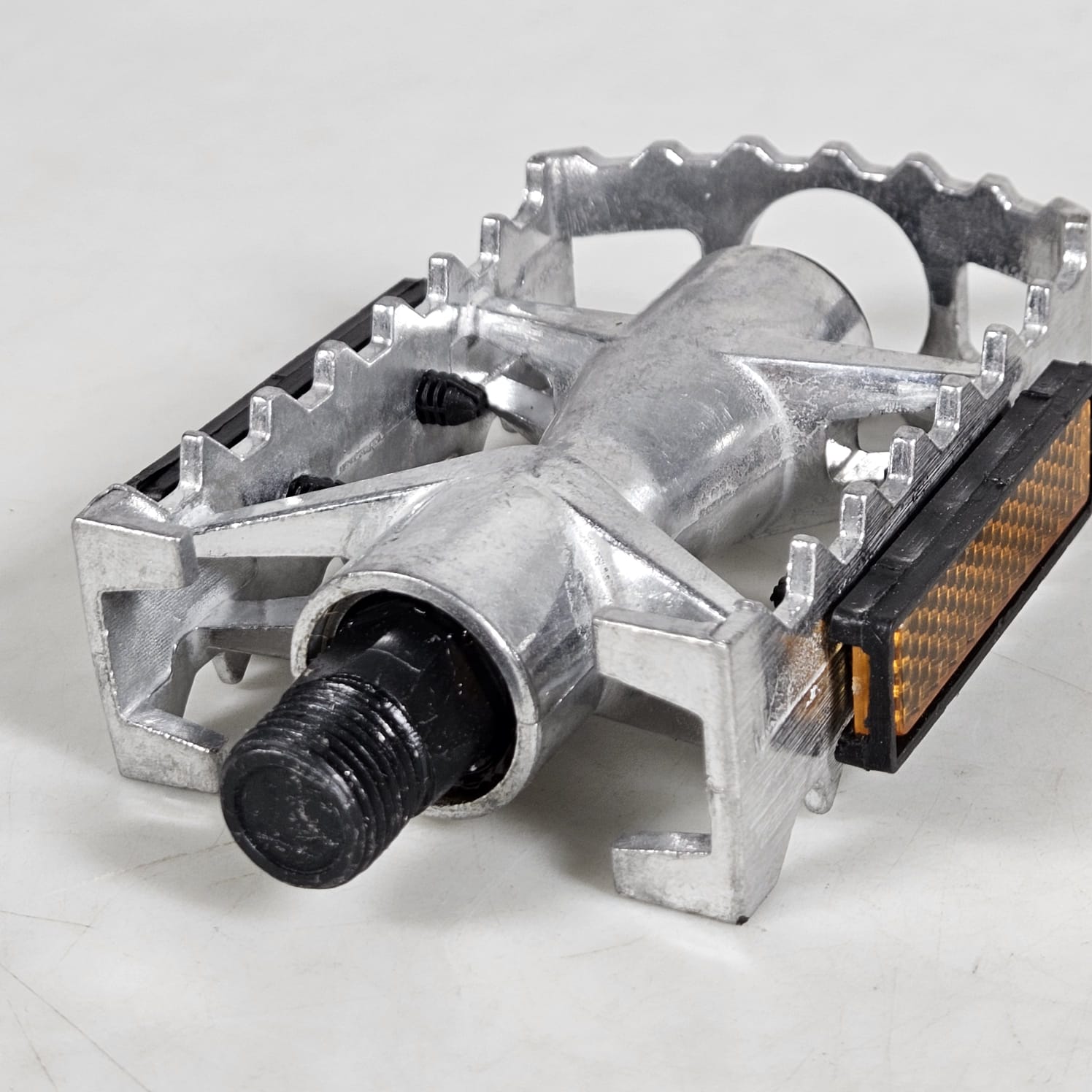 Gambar produk MOJIE Pedal Sepeda MTB Bike Anti Slip Reflective Aluminium Alloy - M25 - 3