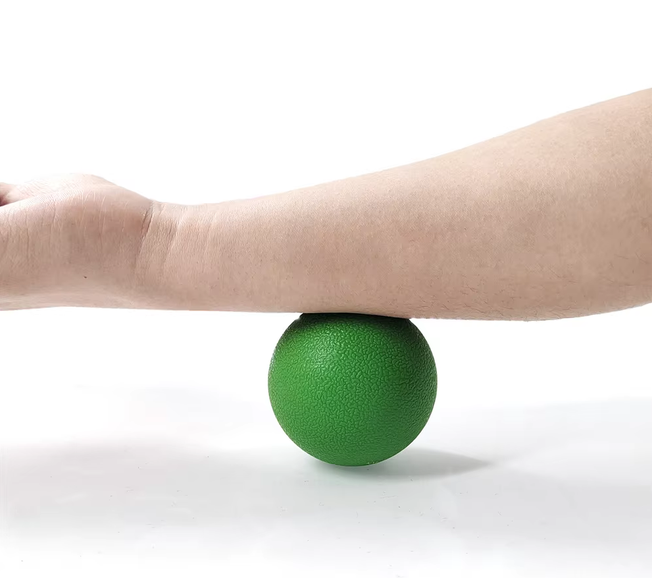 Gambar produk ZOP Yoga Ball Fitness Bola Pijat Terapi Massage Fascia Therapy TPE 6cm - HA688 - 4