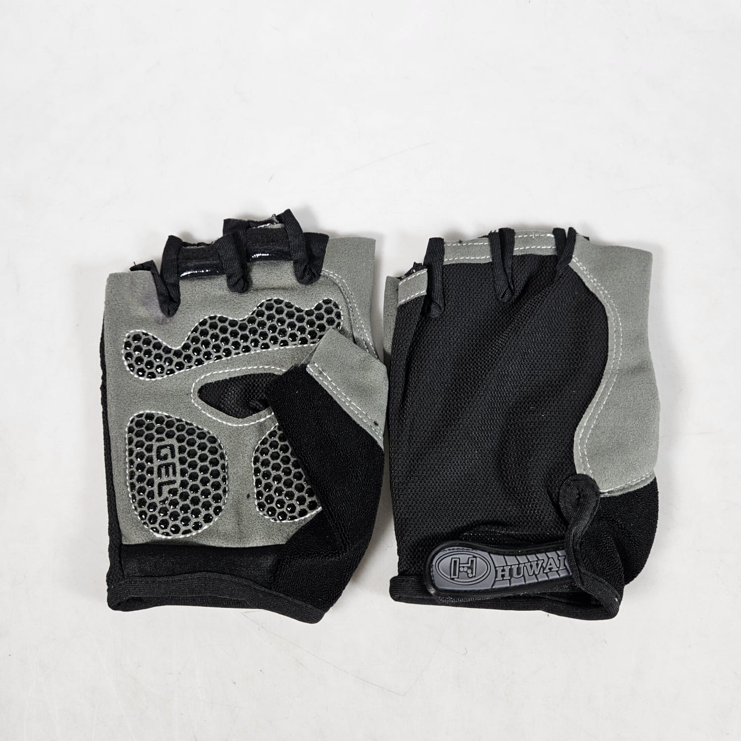 Gambar produk HUWAI Sarung Tangan Sepeda Gym Half Finger Gloves Breathable M - TS-20 - 1