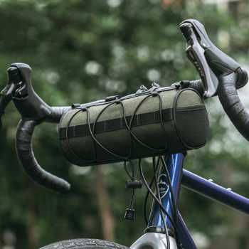 Gambar produk BEGIO Tas Sepeda Handlebar Cylinder Bike Bag Waterproof Universal 2L - W009