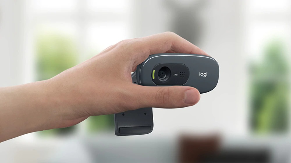 Logitech Mini Webcam HD 720P with Microphone - C270 - Black
